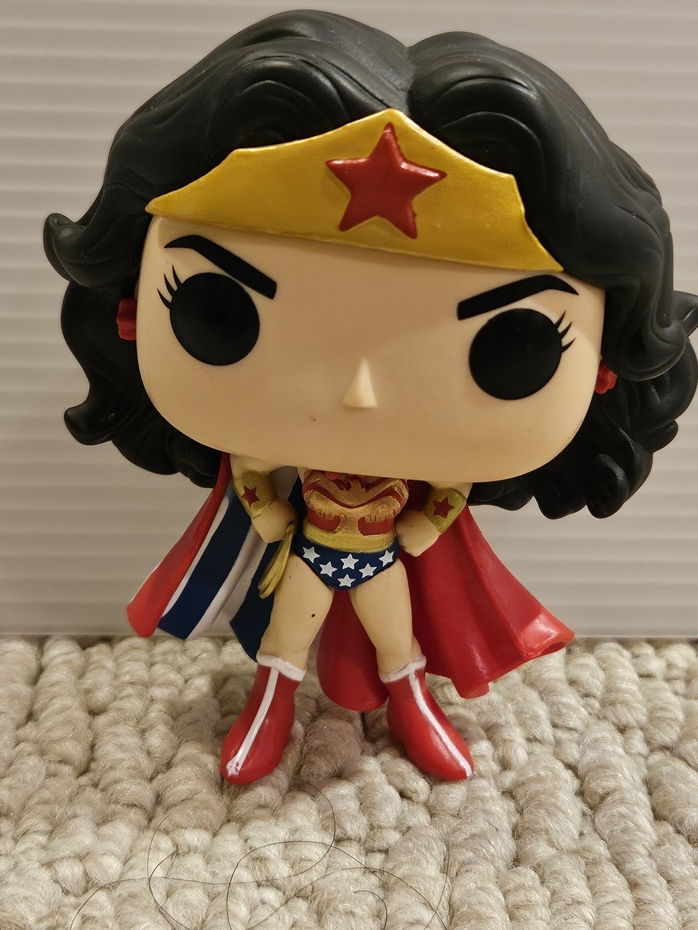 Funko Pop! Wonder Woman (Classic with Cape) #433 – DC 80th Anniversary (No Box)